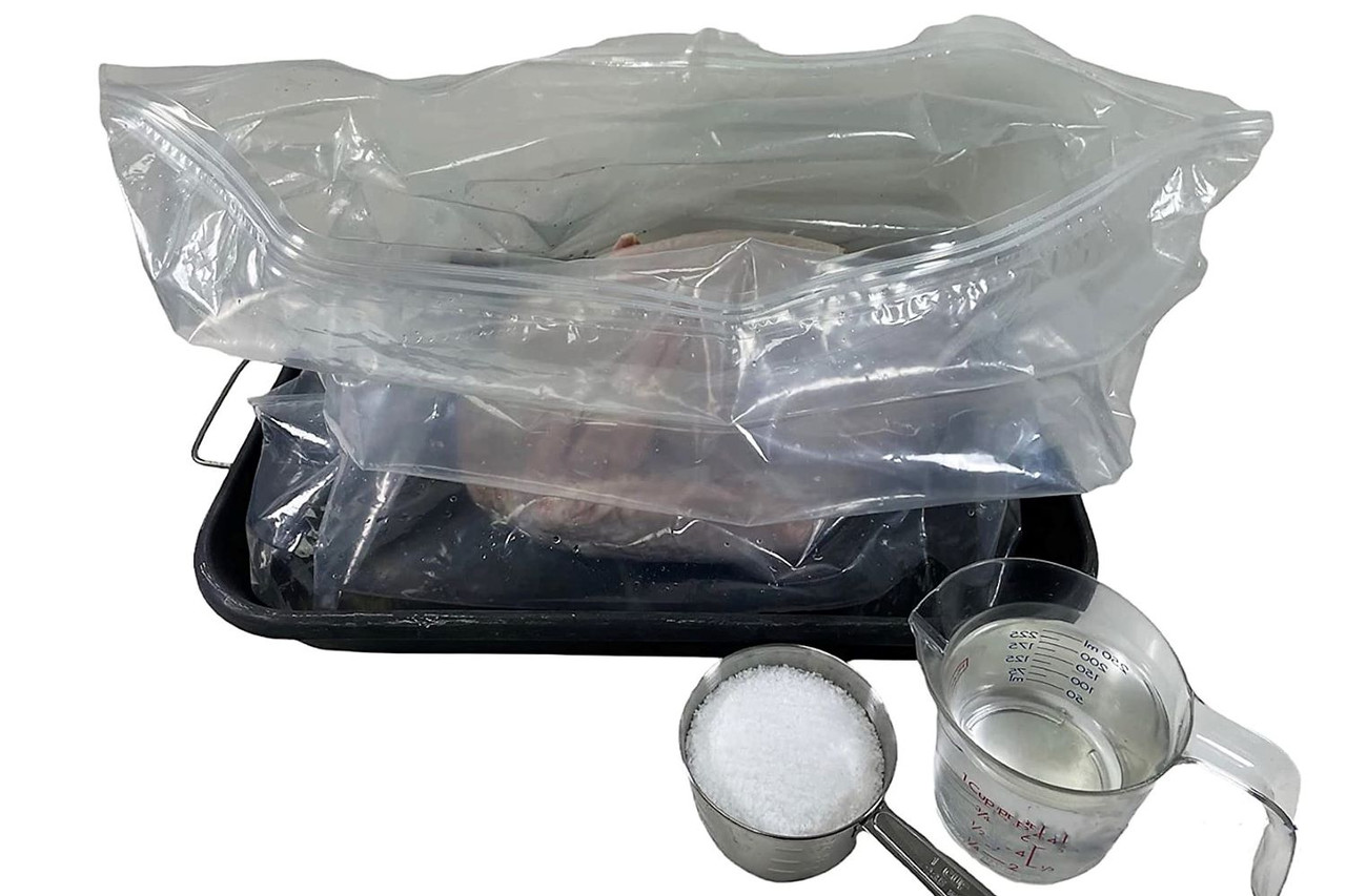 Regency Wraps Brining Bag for Making Juicy, Flavorful Turkey