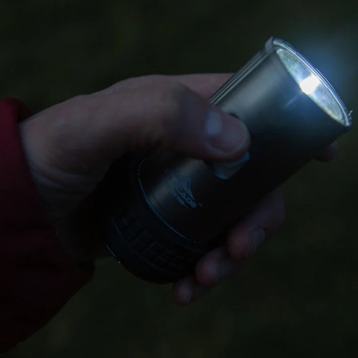 Cascade Mountain Tech 500 Lumen Convertible Lantern/Flashlight