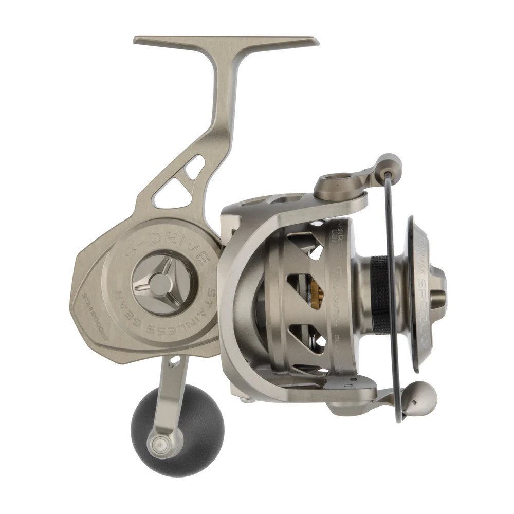 new tsunami spinning reel TSSTXXII8000 SaltX II sealed anti Tsunami 5000 Guard Spinning Reel