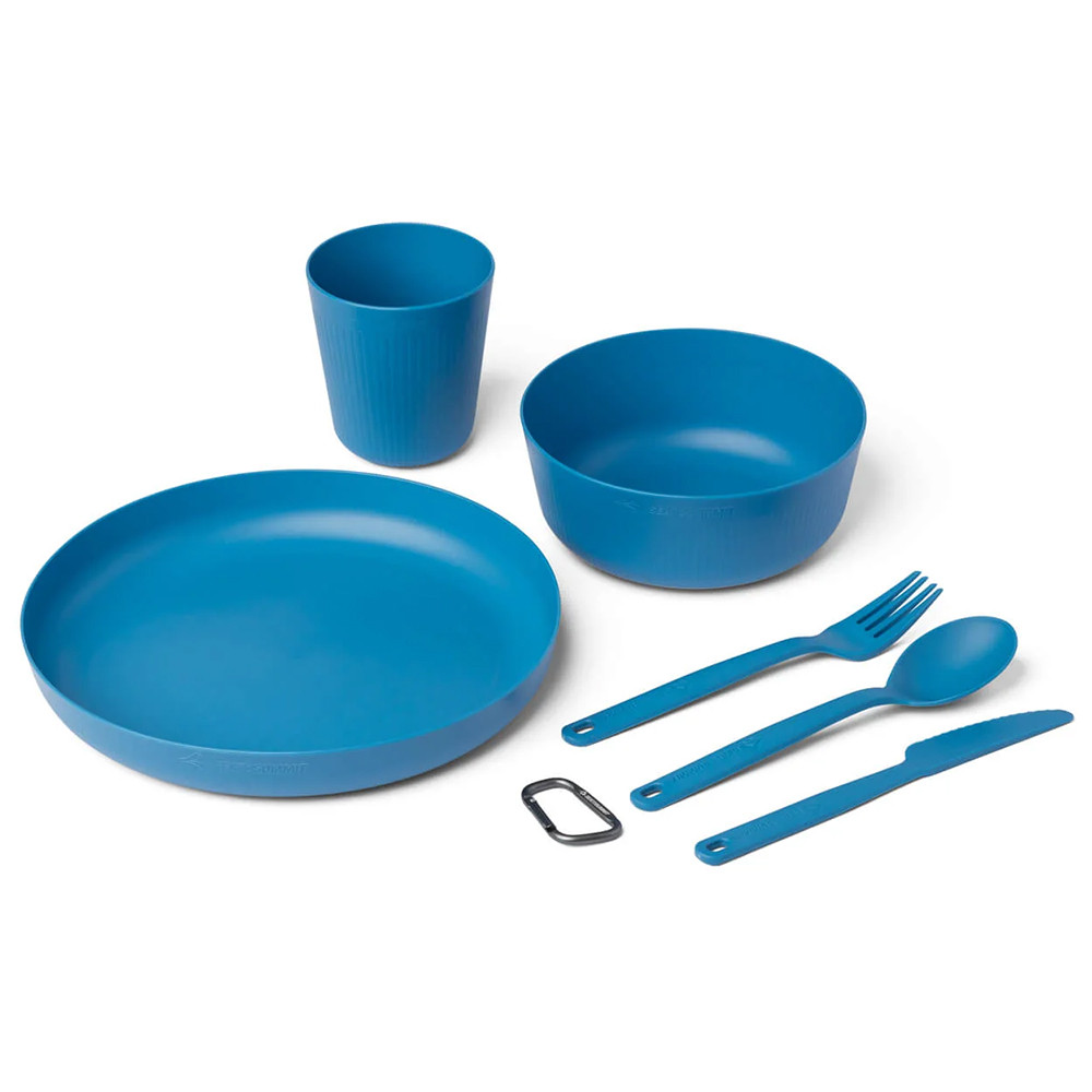 Camp Dinnerware Set w/ Mesh Sack