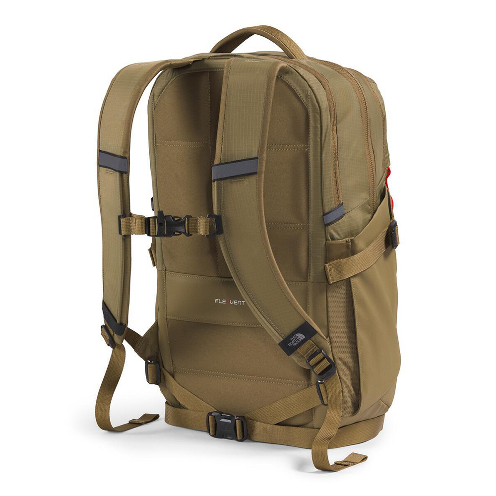 【新品】THE NORTH FACE バックパック 30L カーキベージュ The North Face Recon 30 Liter Backpack - Kittery Trading Post