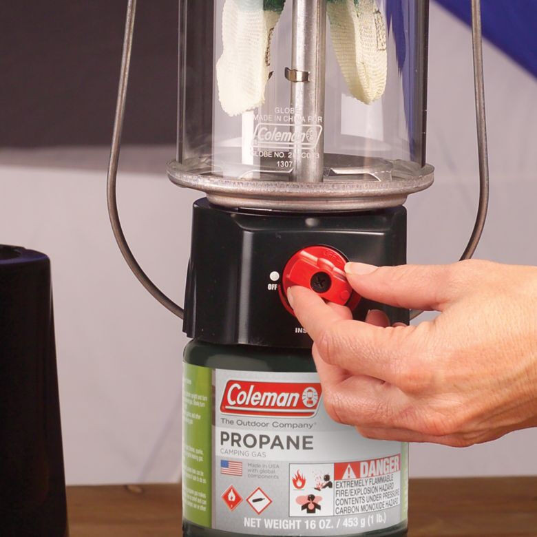 Coleman QuickPack Deluxe+ 1000 Lumen Propane Lantern - Kittery