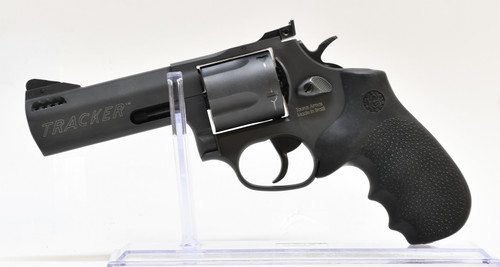 TAURUS 44 TRACKER PRE OWNED (1144445)