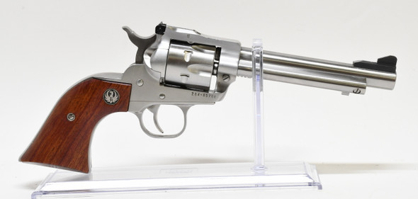 RUGER NEW MODEL SINGLE SIX PRE OWNED (1131212)
