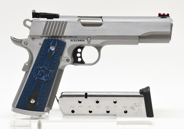 COLT GOLD CUP TROPHY PRE OWNED (1132254)