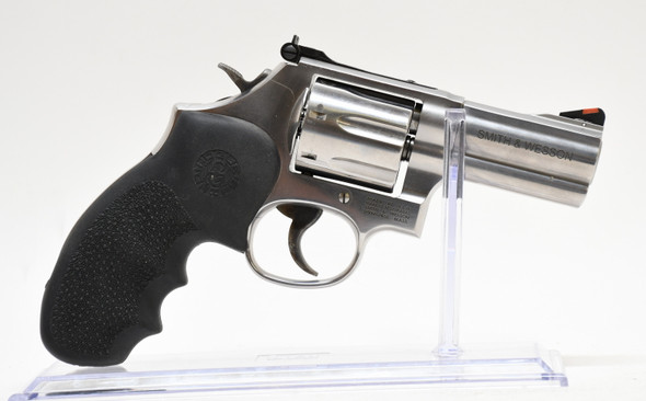 SMITH & WESSON 686-6 PLUS DELUXE PRE OWNED (1134347)