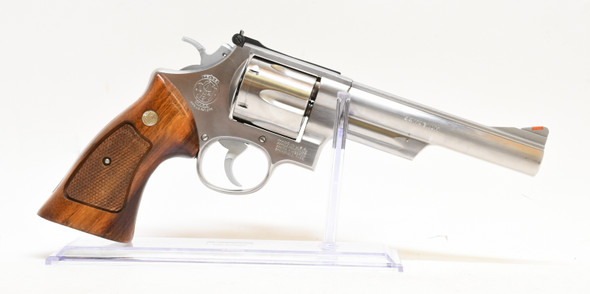 SMITH & WESSON 629-1 PRE OWNED (1130303)