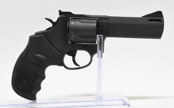 TAURUS TRACKER PRE OWNED (1135531)