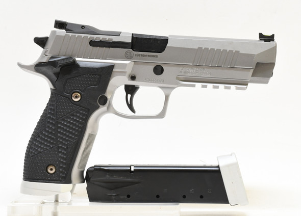 SIG SAUER P226 XFIVE PRE OWNED (1138511)