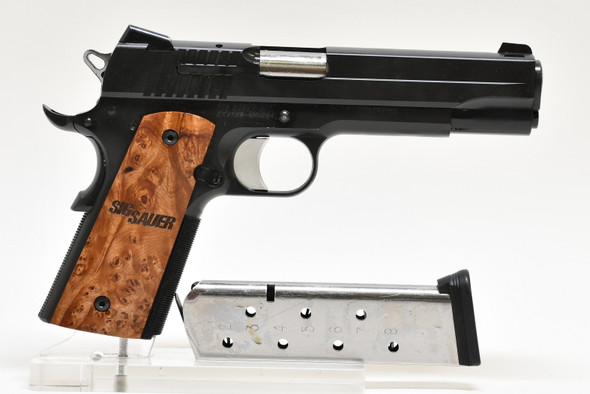 SIG SAUER 1911 PRE OWNED (1140162)