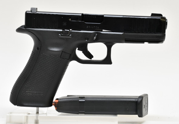 GLOCK 17 GEN 5 PRE OWNED (1140703)
