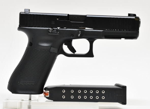 GLOCK 17 GEN 5 PRE OWNED (1140828)