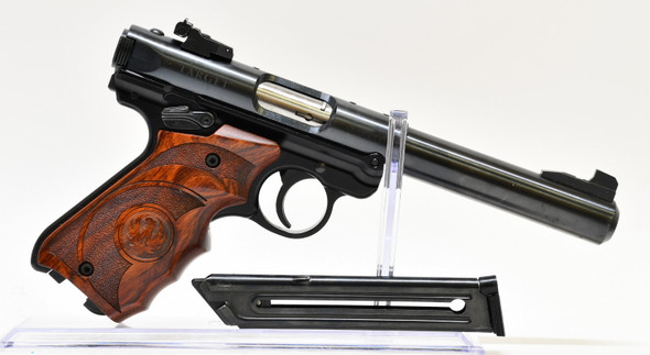 RUGER MKIV TARGET PRE OWNED (1140956)
