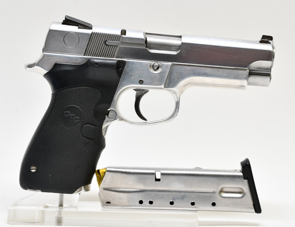 SMITH & WESSON 4046 DAO PRE OWNED (1140990)
