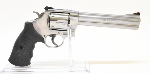 SMITH & WESSON 629-6 PRE OWNED (1130903)