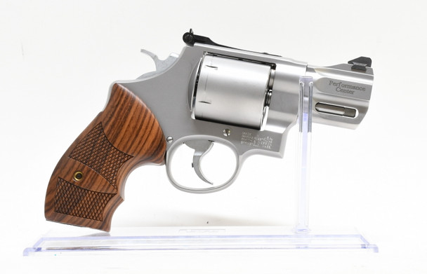 SMITH & WESSON 629-6 PRE OWNED (1137956)