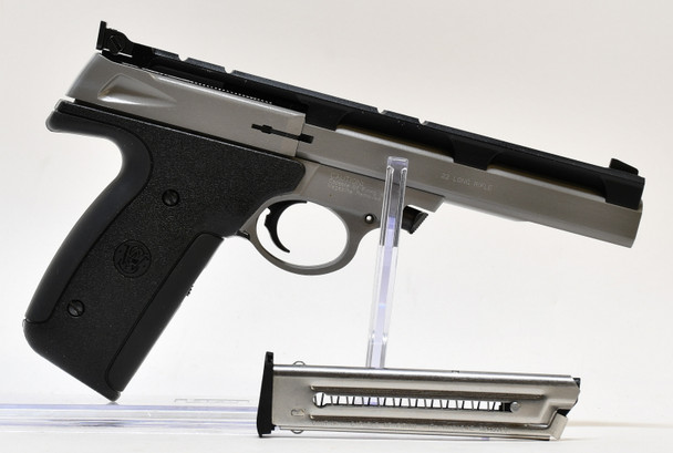 SMITH & WESSON 22A PRE OWNED (1143084)