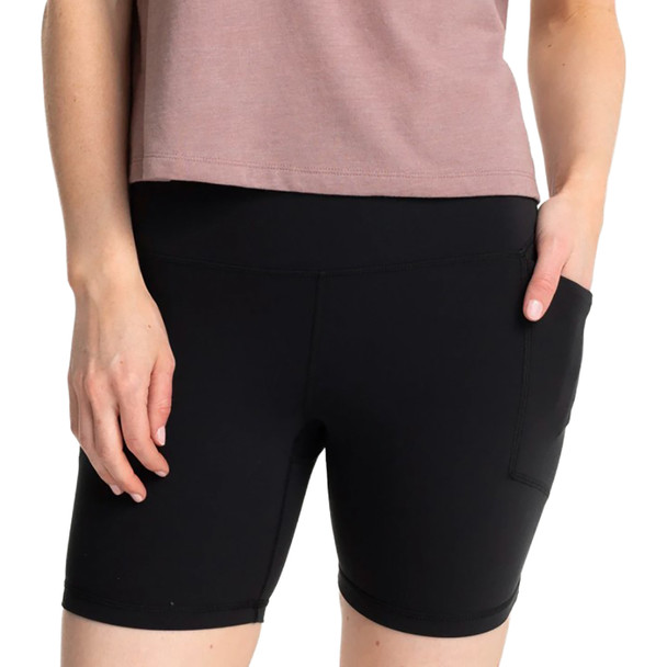 Free Fly Women's All Day 6-inch Pocket Short