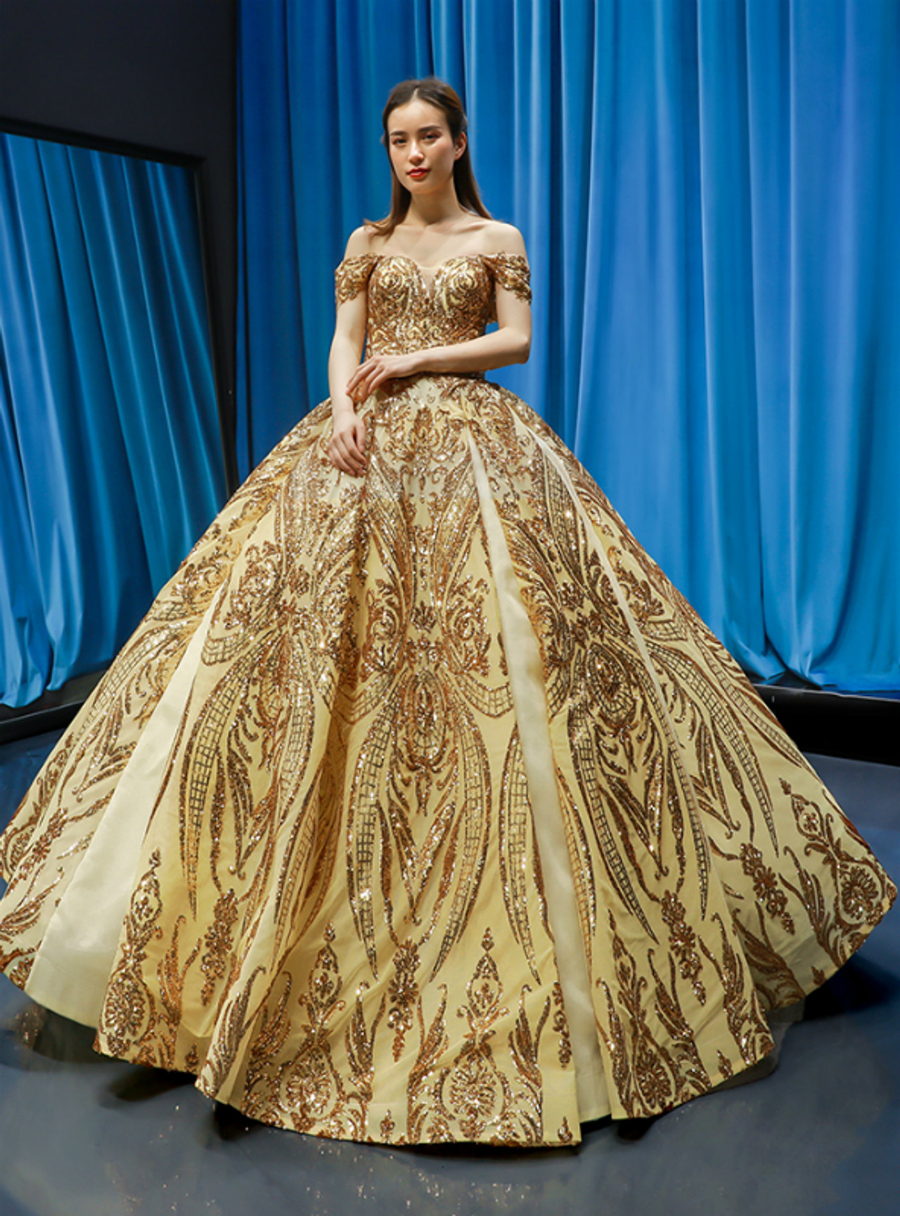 Gold Ball Gown Sequins Off the Shoulder Quinceanera Dresses