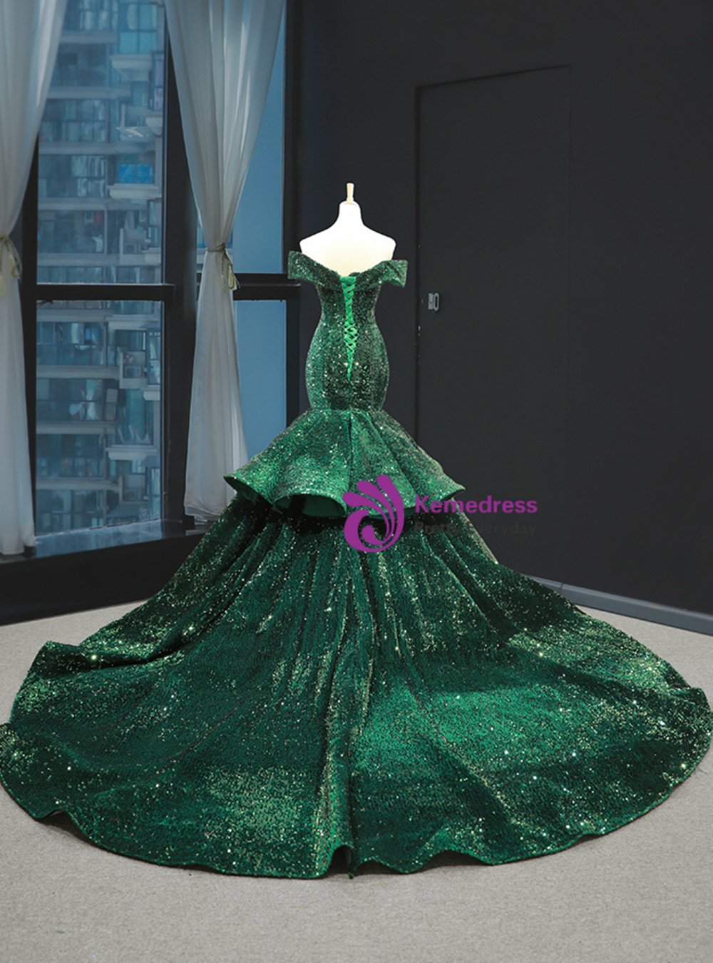 Mermaid Sequins Lace Dresses with Train Mint Green