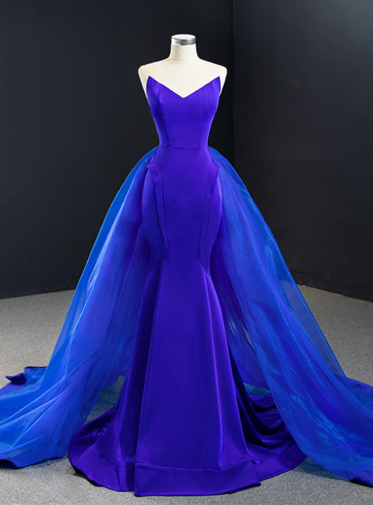 Sexy Royal Blue Mermaid Satin Tulle Strapless Prom Dress 2020