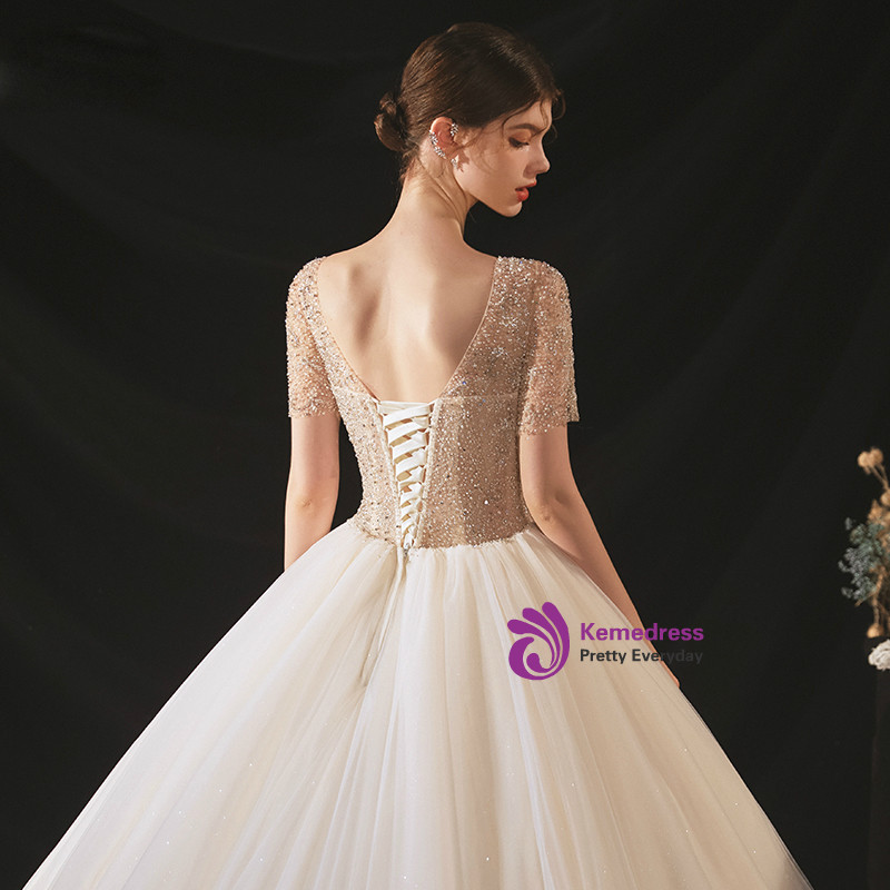 Elegant Tulle Sequins V-Neck Sleeveless Wedding Dress