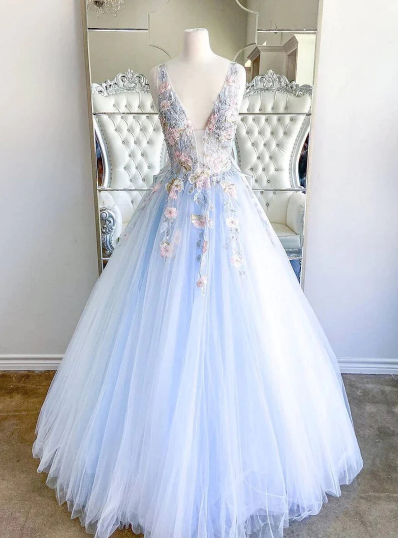 Blue Tulle Sweetheart Multi-Layer Ball Gown with 3D Floral Lace Prom Gown main image 1