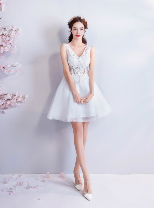 Chic V-Back Tulle Beading Homecoming Dress With Rhinestones OM102