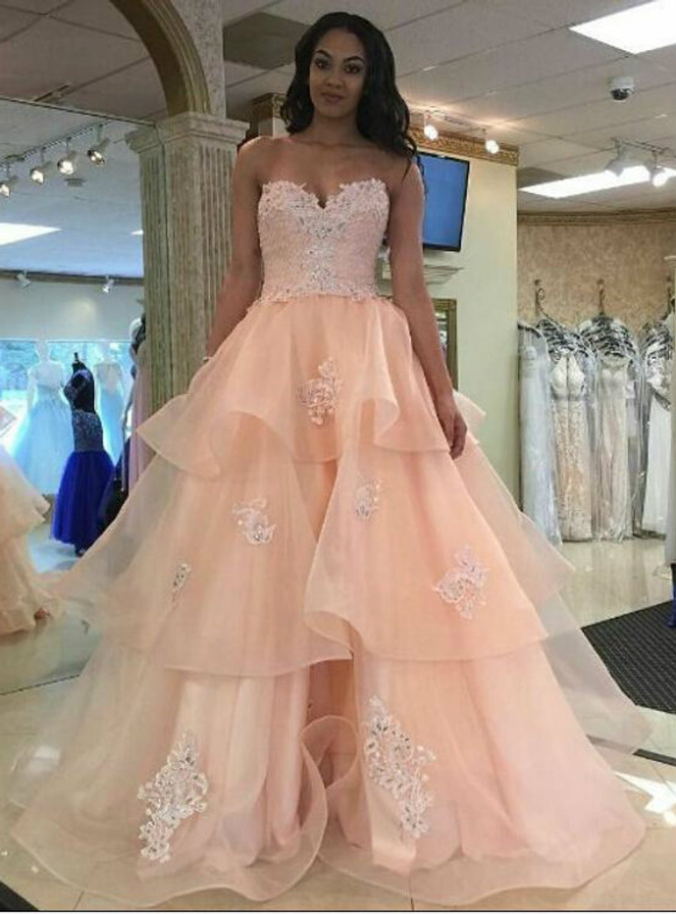 pretty prom dresses