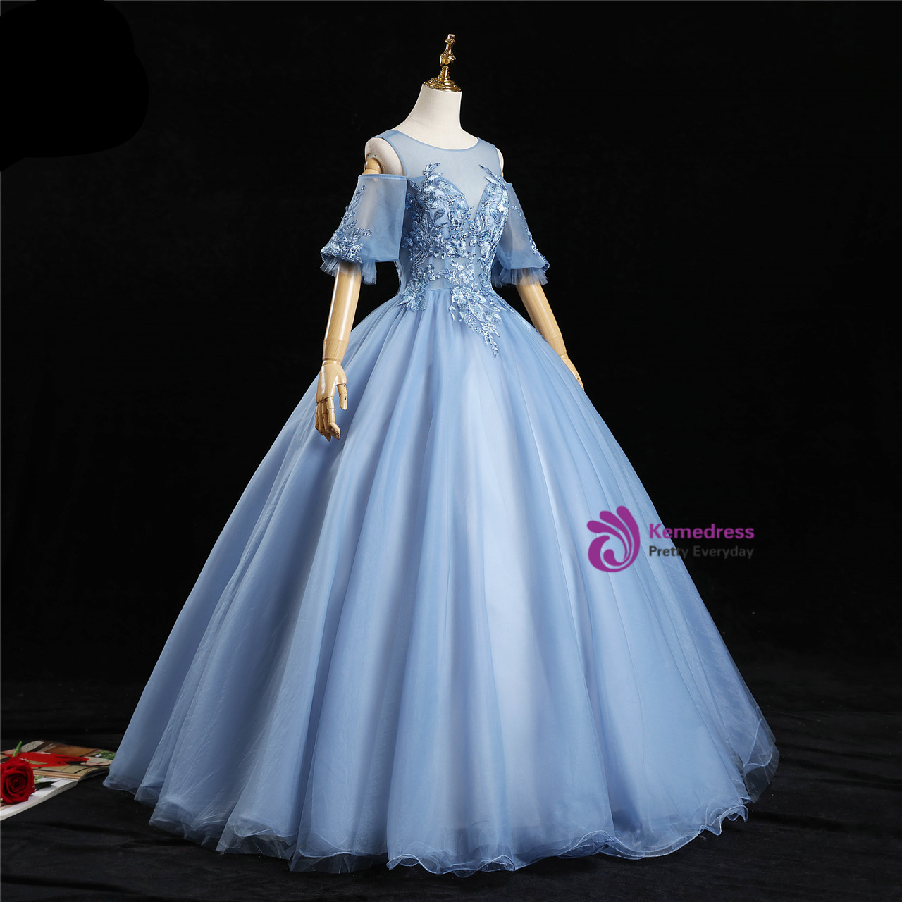 Light Blue Tulle Backless Short Sleeve Appliques Quinceanera Dress