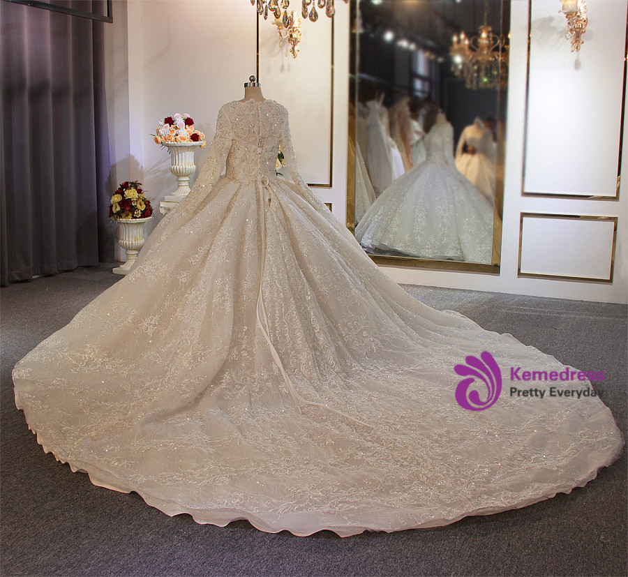White Appliques Tulle Wedding Dress main image 0