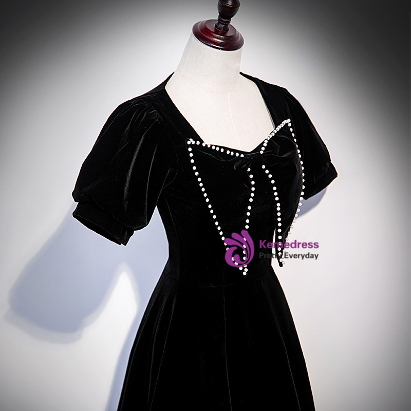 Black Velvet Short Sleeve Pearls Prom Dress