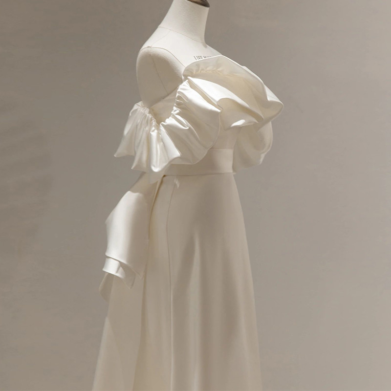 Long Sleeves Satin White Wedding Dress, Simple Backless Bridal Dresses UQ2301