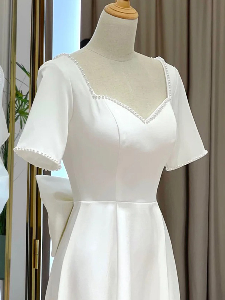Vintage White Satin Short Sleeve Square Wedding Dress