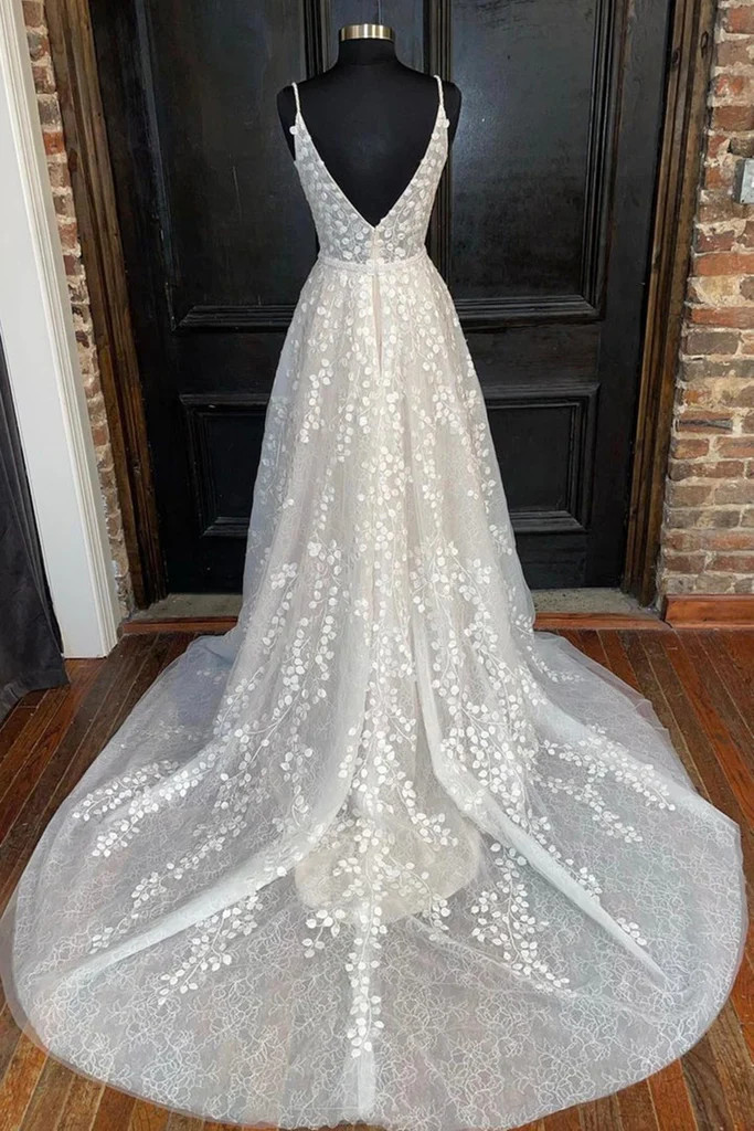Vintage Strapless White Tulle Lace Appliques Wedding Dress