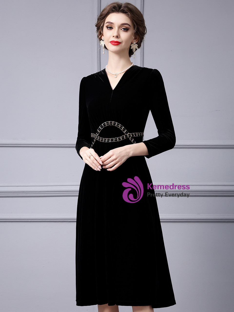 Black Mother Of The Bride Dresses Embellished Shoulder Sheath Long Mother Of The Bride Dress