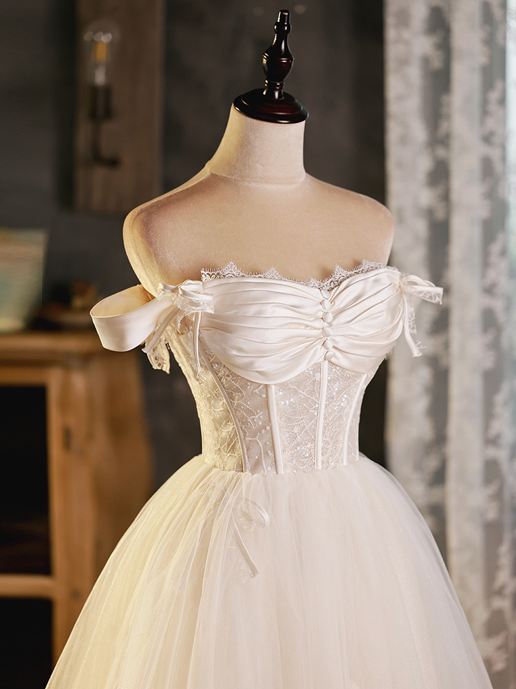 A-Line Off Shoulder Tulle Lace White Homecoming Dress