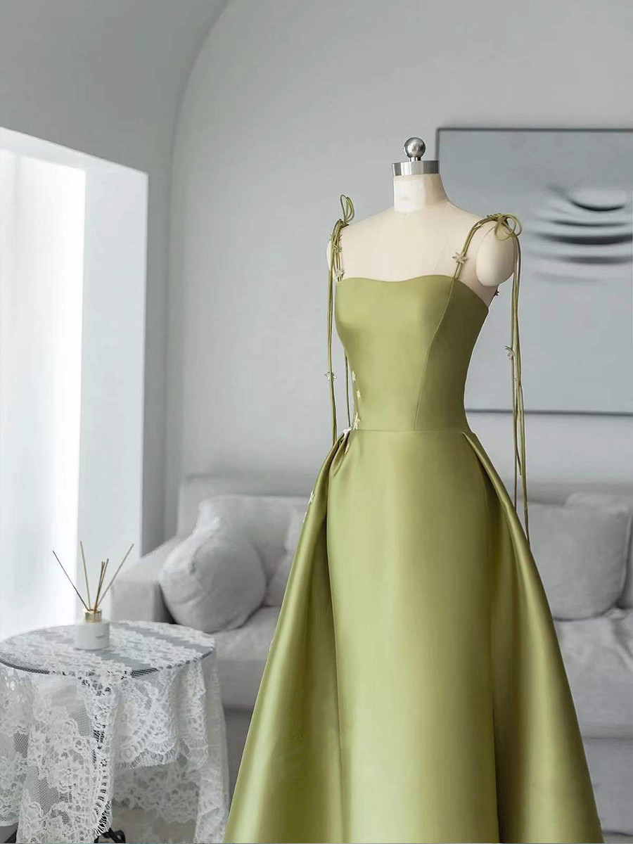 Cicinia Green Prom Dresses Satin Detachable Straps Strapless Ruched Evening Dress