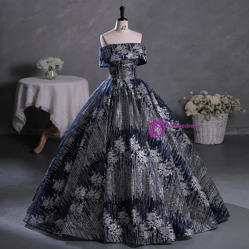 Navy Blue Off the Shoulder Puffy Quinceanera Dress Trimmed with Lace Appliques