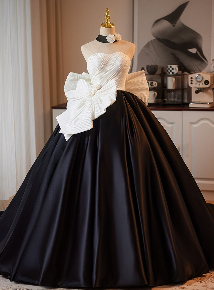 black and white quinceanera dresses Long Quinceanera Dress Glitter Ball Gown main image 0
