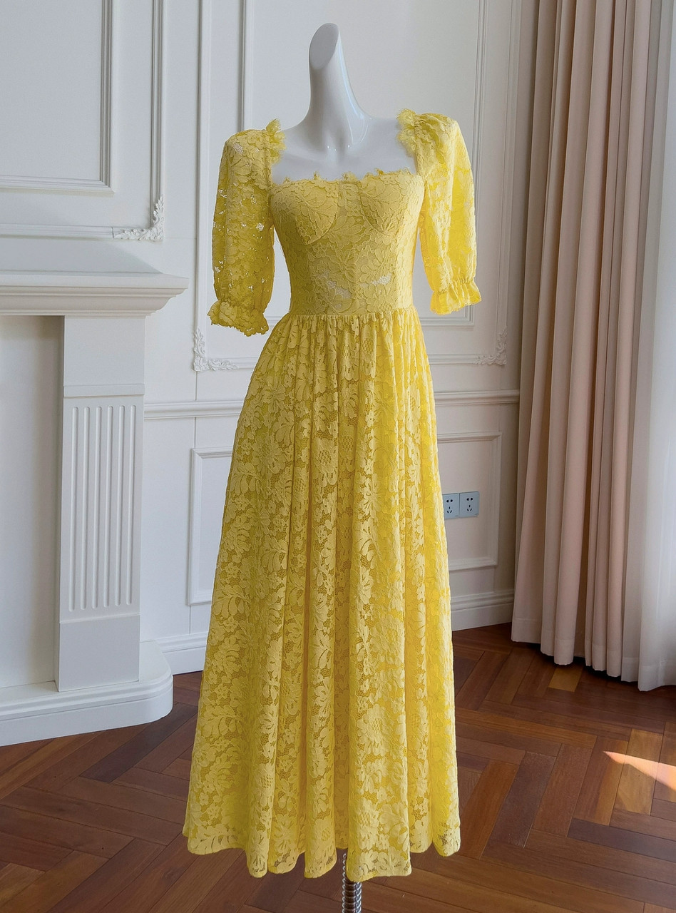 Yellow lace short prom dress with square neckline and puff sleeves
