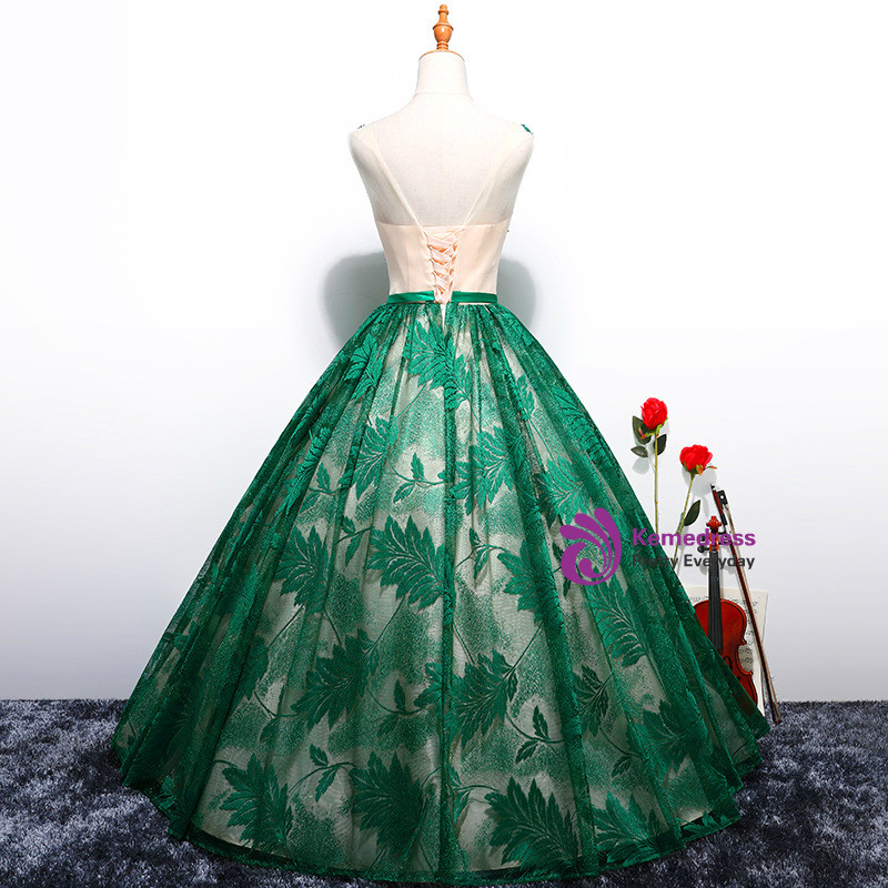 A-Line Green Tulle Quinceañera Ball Gown with Lace Appliques main image 1