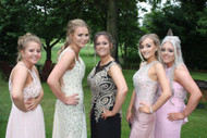 How to rock in red short stain prom dresses