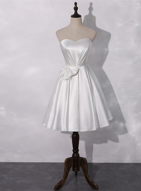 Luxious Square Knee-Length A-line Homecoming Dress With Red Lace TR0114