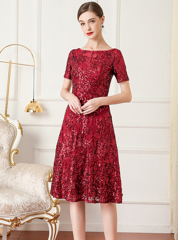 Gray Mermaid Lace Knee Length Mother Of The Bride Dresses main image 0