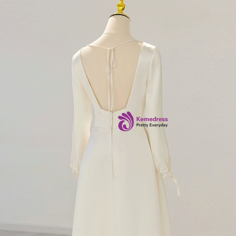 White Satin V-neck Short Sleeve Weddong Dress main image 1