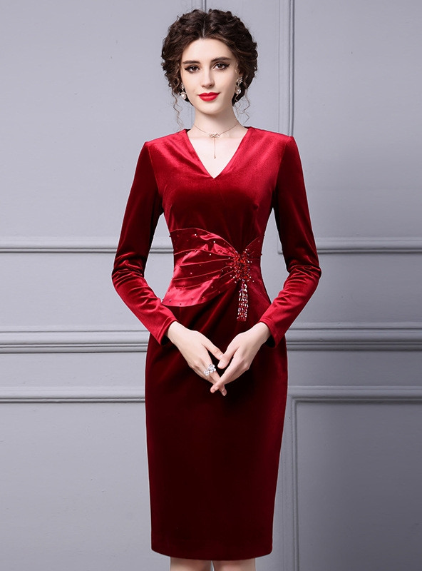 Burgundy Pleated V Neck with 3D Ruffle Mother of the Bride Dress main image 1