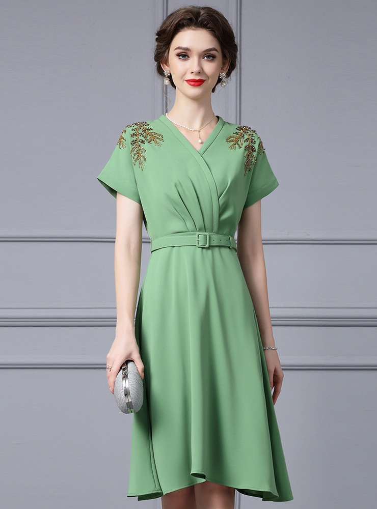 V-Neck Short Sleeves Beading Dusty Rose Mother Of The Bride Dress main image 1