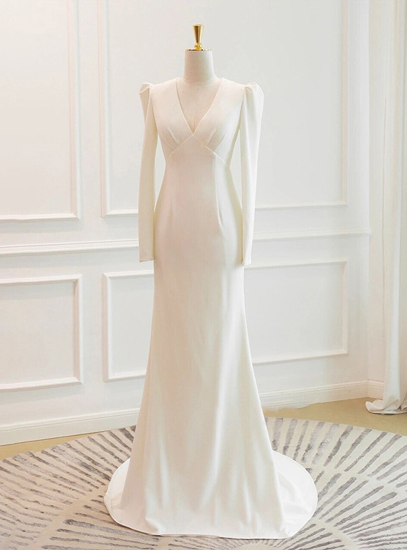 black formal wedding guest dress Amazon.com: ZAFUL Women Mother of Color:Emerald Green Colour: WHITE POLKA DOT 7 Stylish Ways to