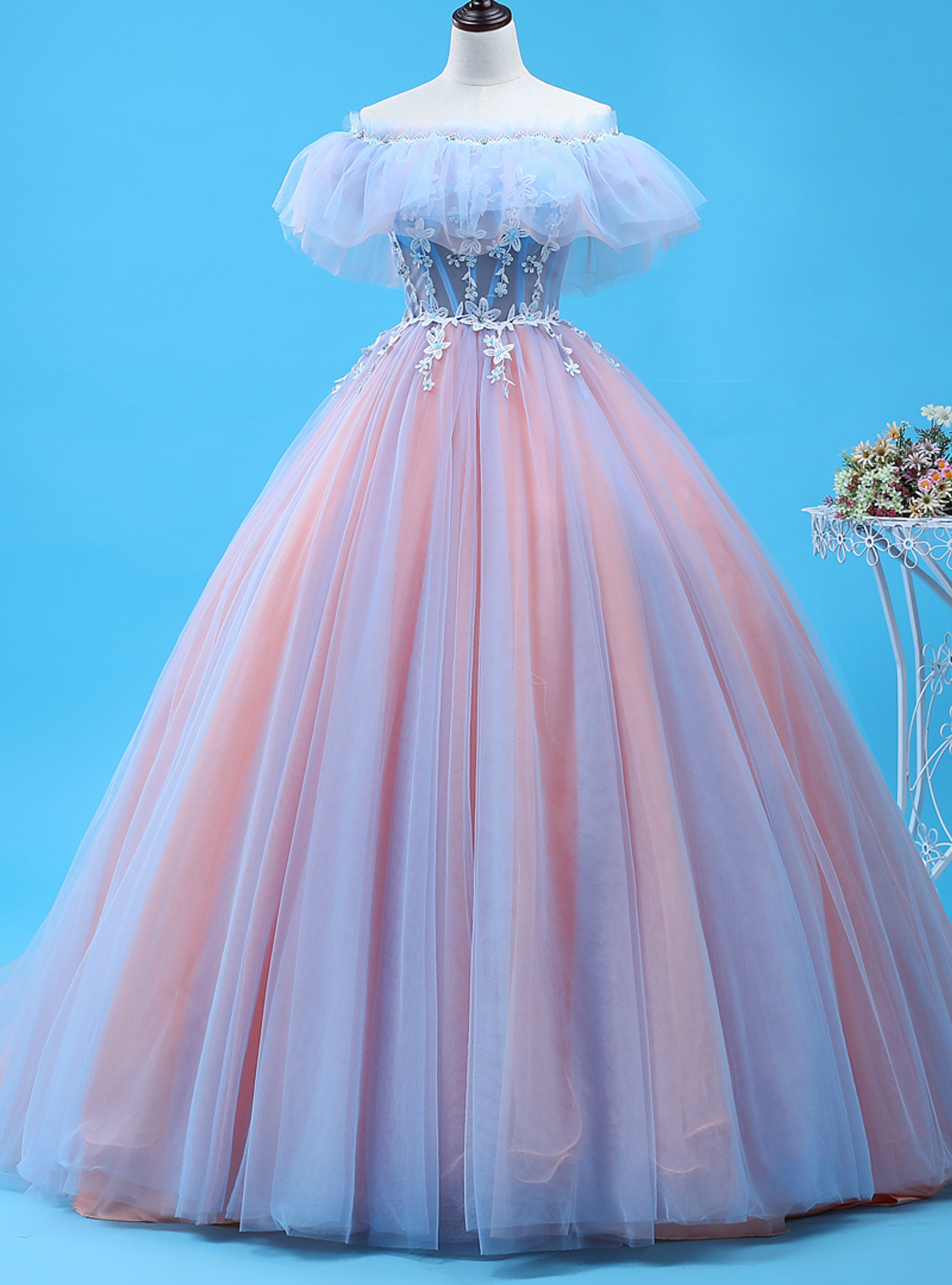 Off The Shoulders With Handmade Butterfly Ruffles Ball Gown Prom Dress